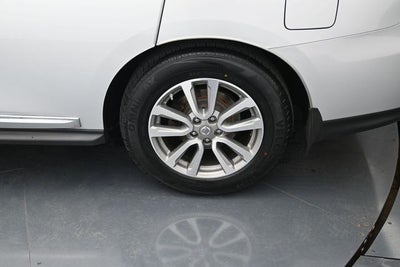 2016 Nissan Pathfinder SL