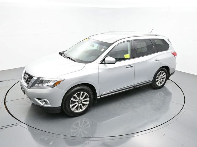 2016 Nissan Pathfinder SL
