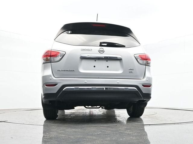 2016 Nissan Pathfinder SL