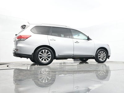 2016 Nissan Pathfinder SL