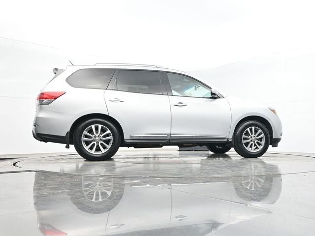 2016 Nissan Pathfinder SL