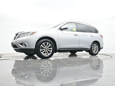 2016 Nissan Pathfinder SL