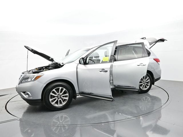 2016 Nissan Pathfinder SL