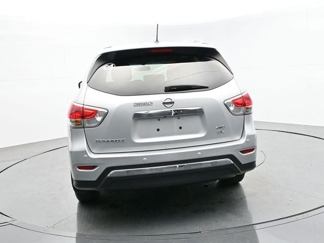 2016 Nissan Pathfinder SL