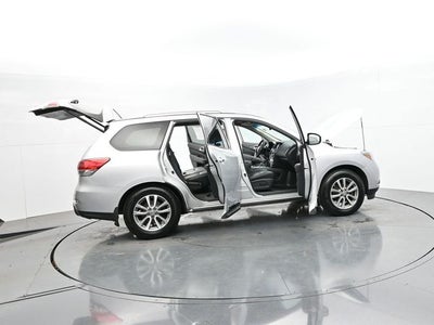 2016 Nissan Pathfinder SL