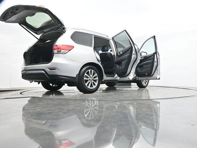 2016 Nissan Pathfinder SL