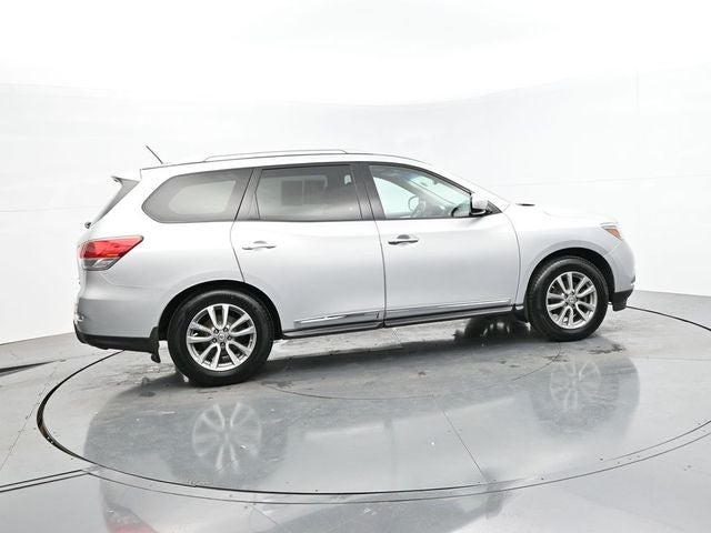 2016 Nissan Pathfinder SL