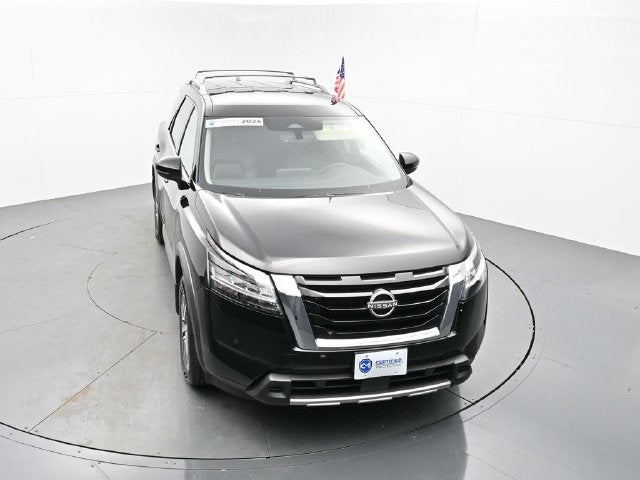 2024 Nissan Pathfinder SL