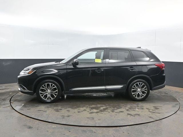 2017 Mitsubishi Outlander ES