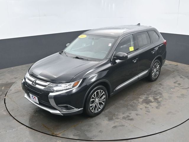 2017 Mitsubishi Outlander ES