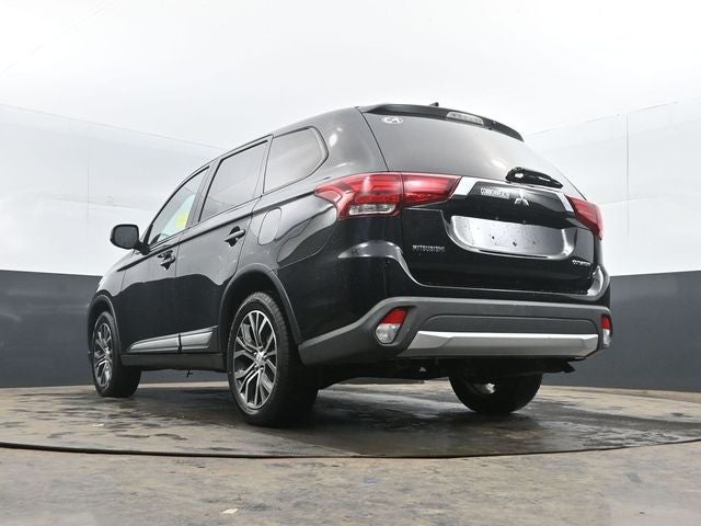 2017 Mitsubishi Outlander ES