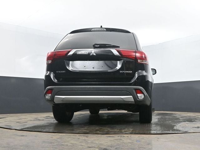 2017 Mitsubishi Outlander ES
