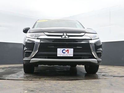 2017 Mitsubishi Outlander ES