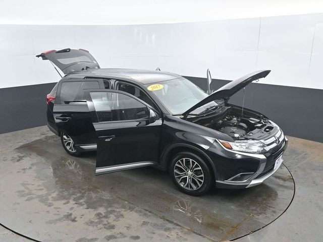 2017 Mitsubishi Outlander ES