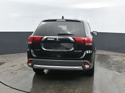 2017 Mitsubishi Outlander ES