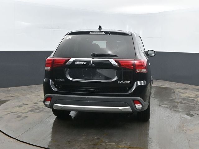 2017 Mitsubishi Outlander ES