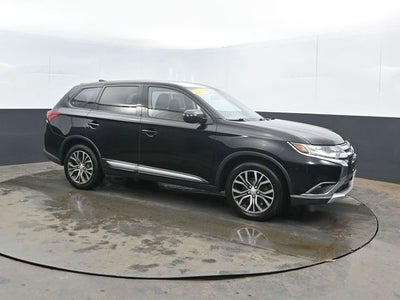2017 Mitsubishi Outlander ES