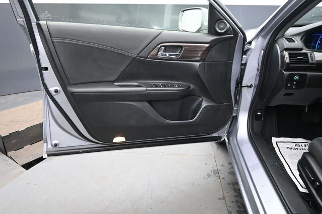 2017 Honda Accord Hybrid Base