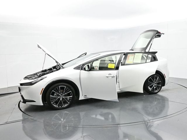 2023 Toyota Prius XLE