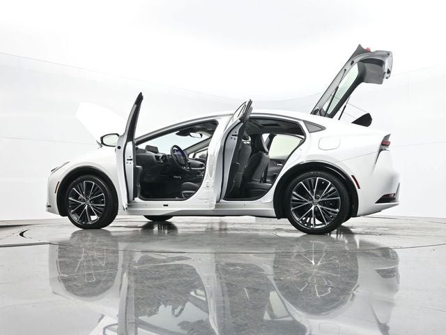 2023 Toyota Prius XLE