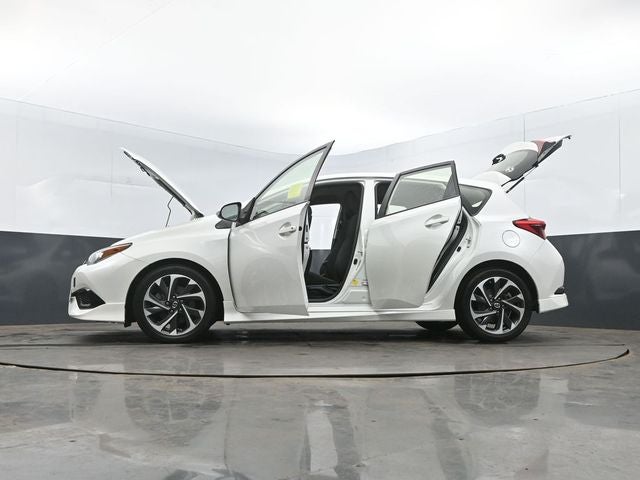 2016 Scion iM Base