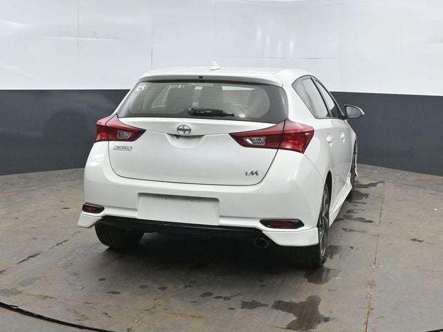 2016 Scion iM Base