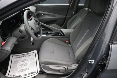 2025 Hyundai Elantra SE