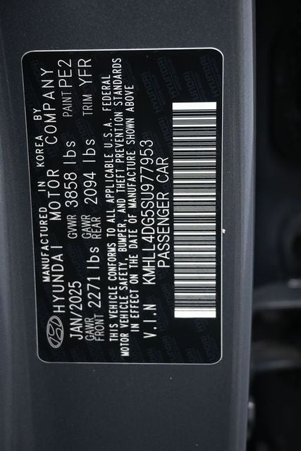 2025 Hyundai Elantra SE