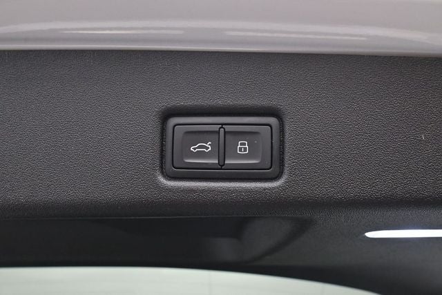 2025 Audi Q5 2.0T Premium quattro